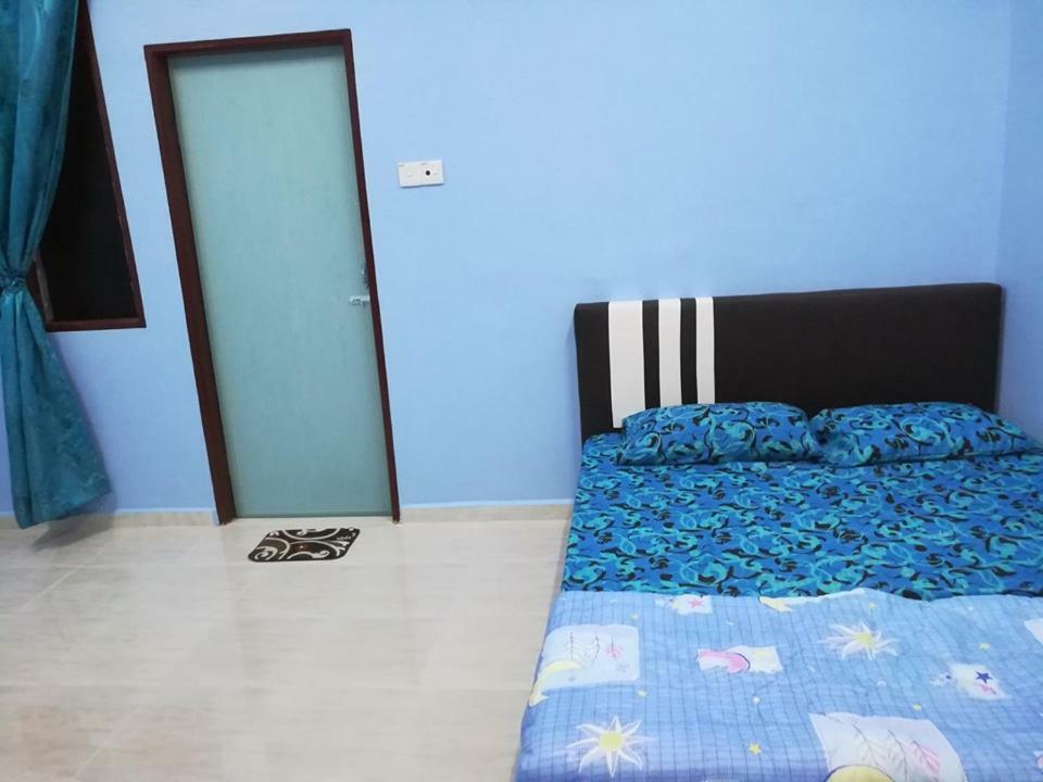 Homestay Damai Yusmila Kuala Terengganu Exterior photo