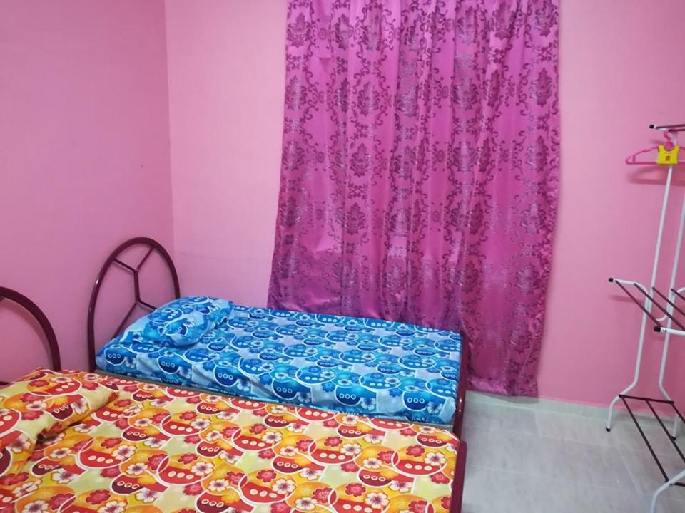 Homestay Damai Yusmila Kuala Terengganu Exterior photo