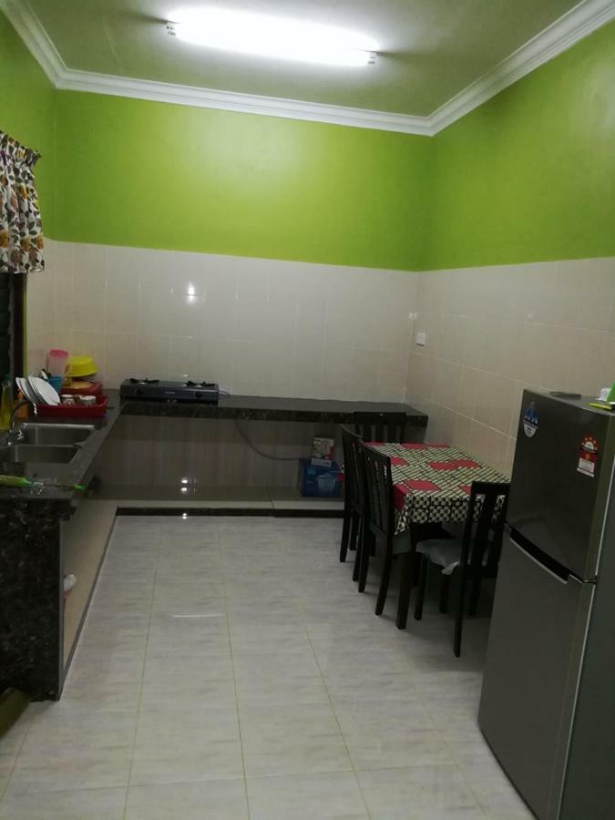 Homestay Damai Yusmila Kuala Terengganu Exterior photo
